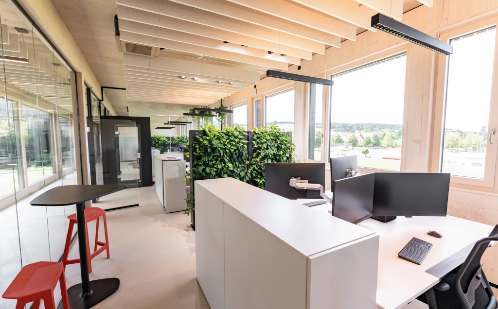 Professionelle Produktfotografie des Mobilane MobiPanels in Arnstein mit detailreicher Darstellung des modularen Begrünungssystems.